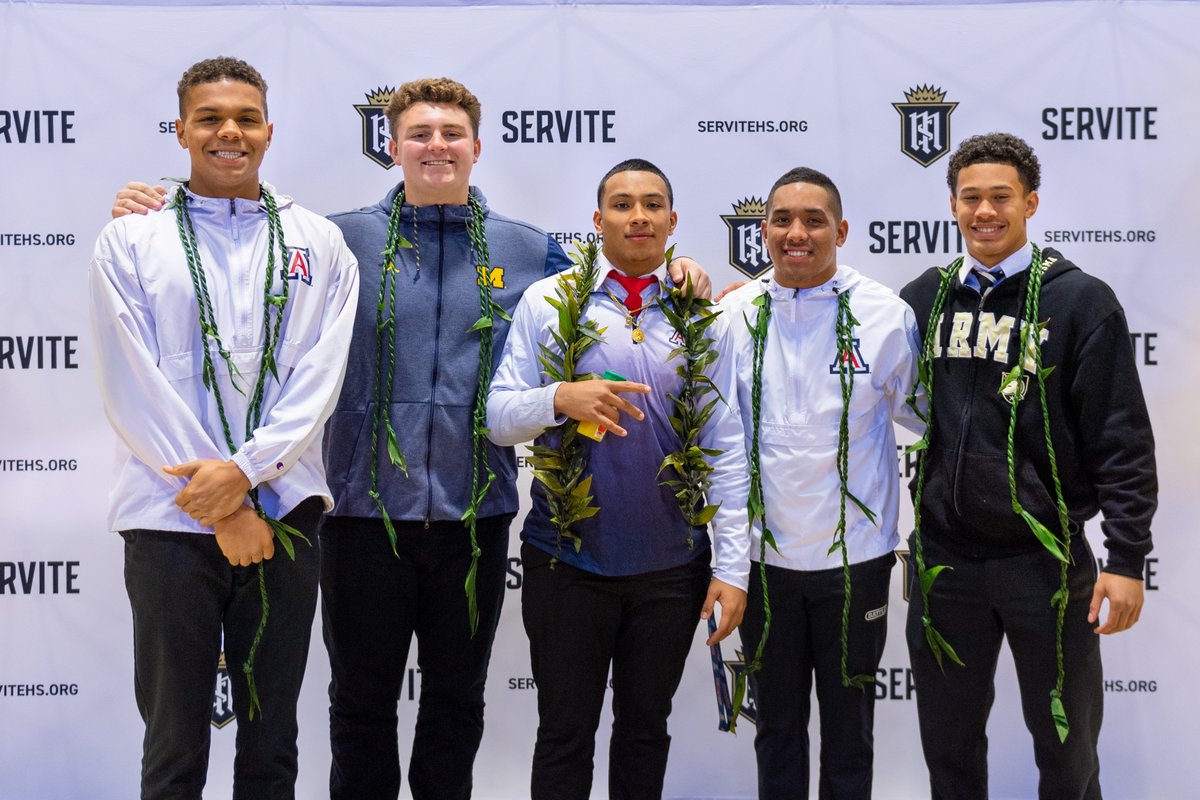 ServiteSports's tweet photo. Congratulations to our 5 @ServiteFootball players that signed today to continue their academic &amp; athletic careers at the next level! 

@keyan_burnett- Arizona
@MasonGraham_55- Michigan
@Jacobmanu6- Arizona
@thenoah_fifita1- Arizona
@ZionSims5- West Point

#Credo #ForeverAFriar https://t.co/uzA5Usfwcw