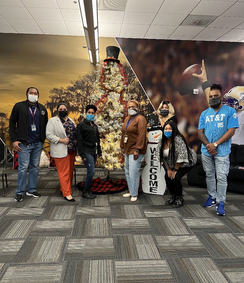 Thanksgiving Holiday Lunch 🥗 with Dana Winners …🎊congratulations 🎊 all <a href="/LafccUnited/">Lafayette United</a> @DanaColemanWil1 @edbroussardjr @guinn_zack <a href="/jmasplund/">Jennifer Asplund</a> @hollywood614l <a href="/alexiscbro/">alexiscbro</a> <a href="/Ok_Brouss/">Bryant Broussard Jr</a> <a href="/Nicole36N/">Nicole Ned-McKinley</a>
