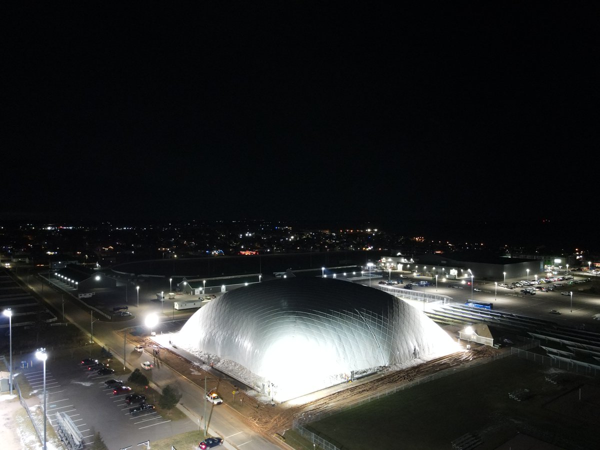 CUPEvents's tweet photo. 🆙 Nearing 85 feet!

#ItAllHappensHere | #CreditUnionPlace https://t.co/0TComlVqnx