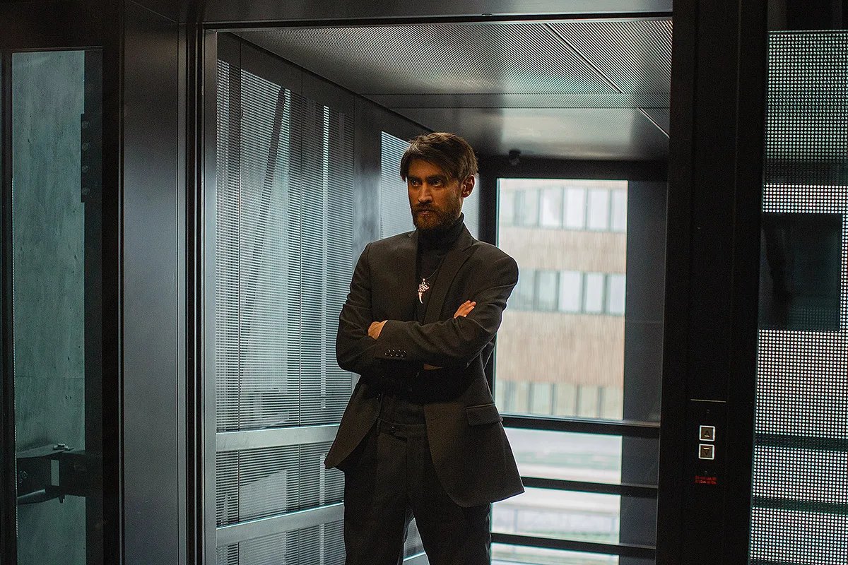 тихон жизневский майо́р гром: чумно́й до́ктор. сергей разумовский майор гром фильм 2021. майор громов 2021. тихон жизневский майо́р гром: чумно́й до́ктор. игорь гром фильм 2021.