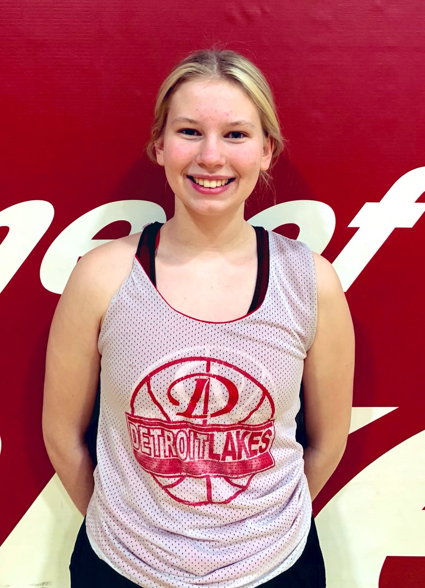 Congratulations to Shayla for being our “Most Valuable Teammate” of the week (last week - little slow, oopsie)! Get to know her a bit better:
🖍: Green
🎵: anything country!
📺: Friends
🍲: Potstickers
🏀: Bus rides with teammates!
#SailsUp⛵️
