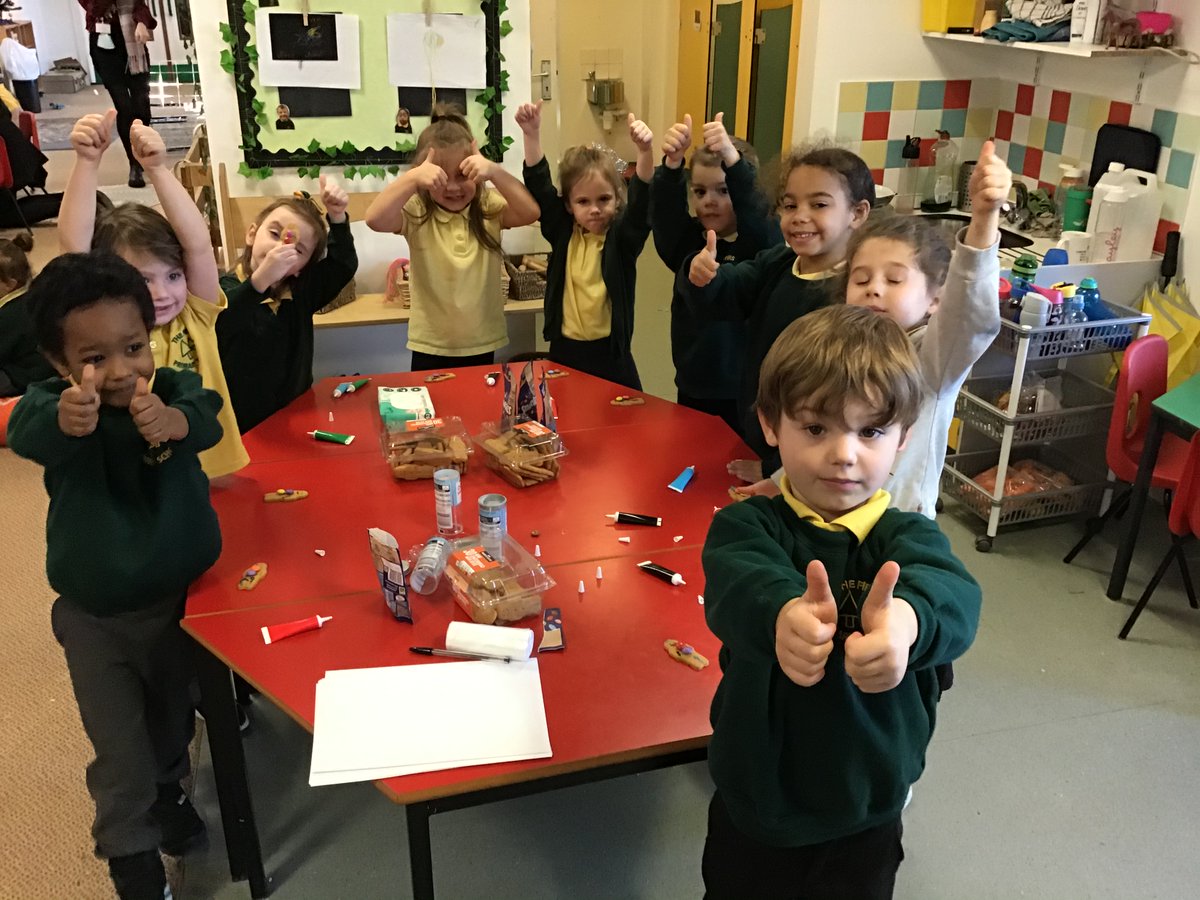 firsprimarysale's tweet photo. What a lovely festive day we have had in #RecHT and #RecLC. Here we are enjoying our yummy Christmas dinner and our Christmas extravaganza. #itsthemostwonderfultimeoftheyear #Christmas https://t.co/hHnQKF2ulI