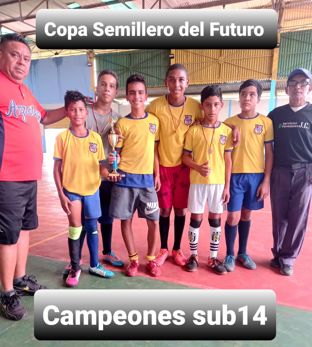 morrocucho's tweet photo. Simplemente quedamos campeones en la 14,16 y 18 buen trabajo, @ProdigiosDelSur trabajo y disciplina 
#yosoyprodigios 
#Somosprodigios https://t.co/ss1R8hvUCe