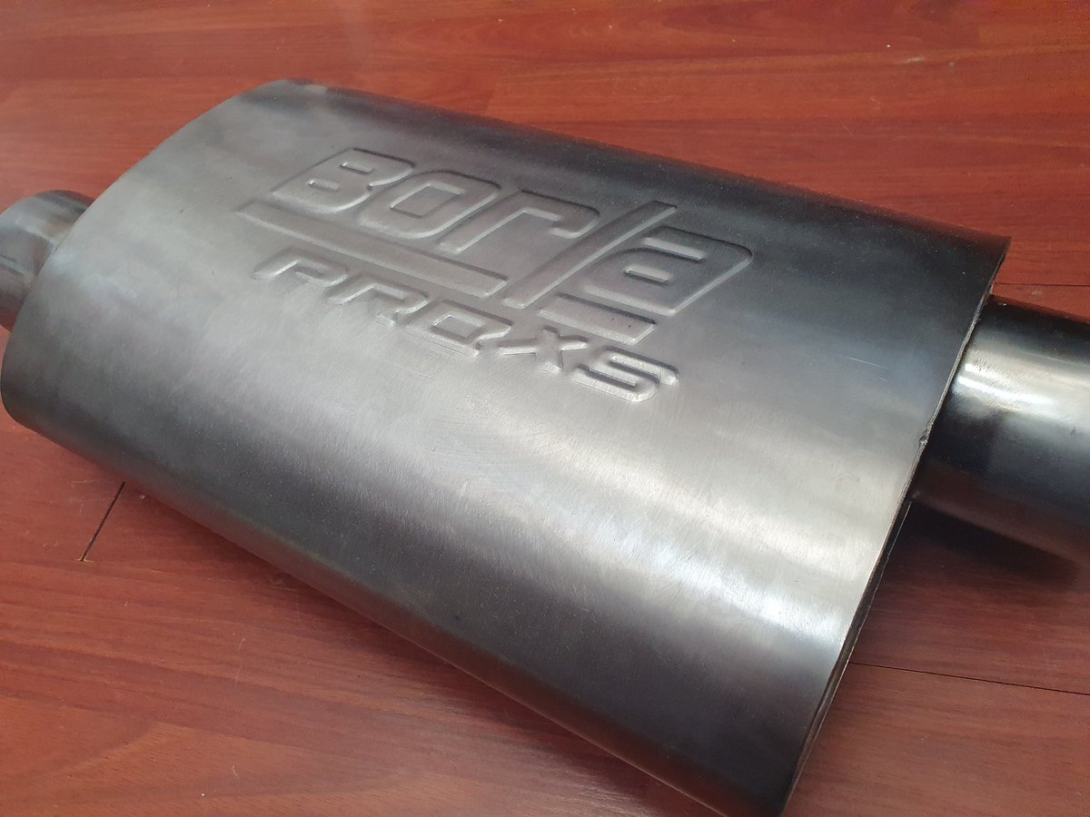 cuartodemillamx's tweet photo. #Borla #ProXs 

Mofles universales de @BorlaExhaust 100% hechos a mano en Estados Unidos de América.

Acero inoxidable T304.

Relleno de fibra de vidrio de la mejor calidad. https://t.co/5EqwblaKLW