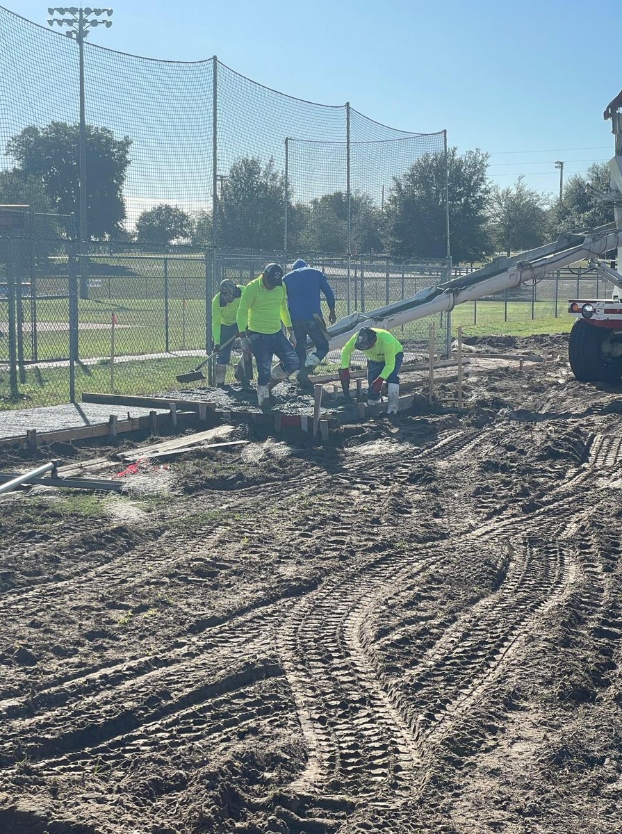 MarionParksRec's tweet photo. The second phase of our concrete pouring took place at Rotary Sportsplex this morning. Here are some pictures of the great work our contractor's team is doing out at the park! We cannot wait to see the finished ADA accessible sidewalks at the Babe Ruth fields. #mcparksandrec https://t.co/7Dg6l2Lle4