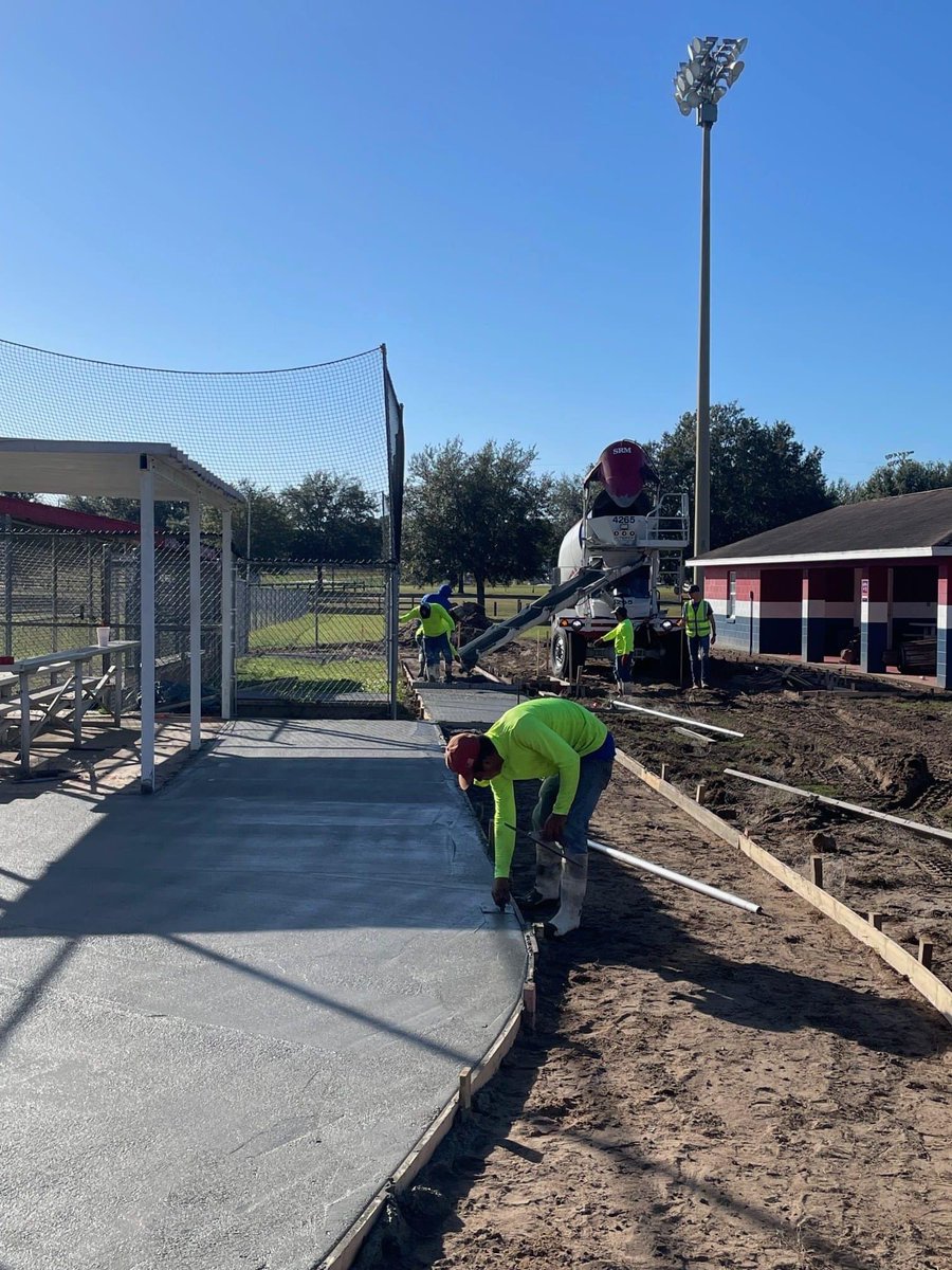 MarionParksRec's tweet photo. The second phase of our concrete pouring took place at Rotary Sportsplex this morning. Here are some pictures of the great work our contractor's team is doing out at the park! We cannot wait to see the finished ADA accessible sidewalks at the Babe Ruth fields. #mcparksandrec https://t.co/7Dg6l2Lle4