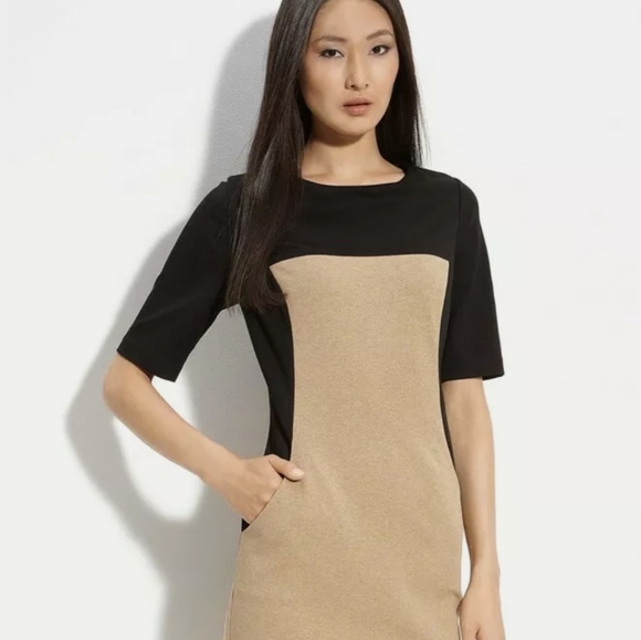 rsharp0104's tweet photo. So good I had to share! Check out all the items I'm loving on @Poshmarkapp #poshmark #fashion #style #shopmycloset #trinaturk #connectedapparel #petelucy: https://t.co/SFdeCARNV2 https://t.co/yFgDVbhWbF