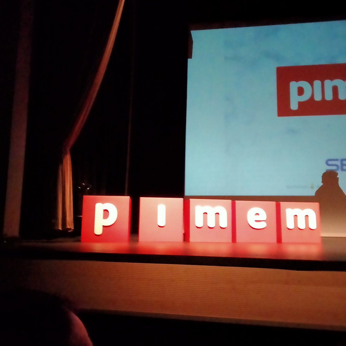 JAUMEALZAMORA's tweet photo. @pimemdigital fa entrega dels seus premis, reconeixent la tasca d'associacions i petites empreses que destaquen en diferents àmbits per millorar l'economia i la societat de #Mallorca... 👏👏👏 #PremisPimem https://t.co/WpXpWM8Wmo