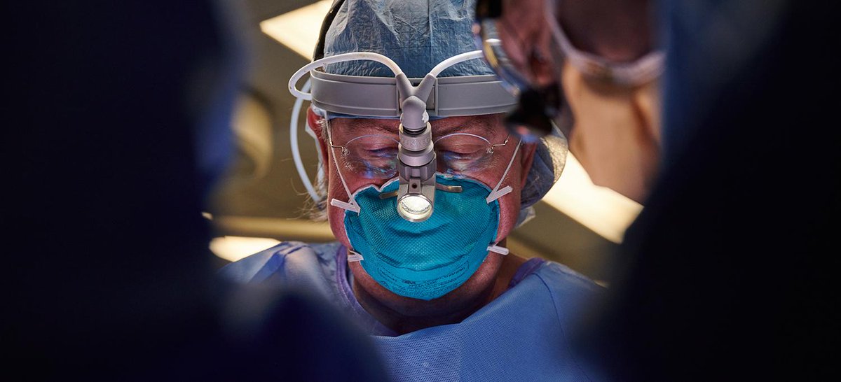 nyulangone's tweet photo. Less than 2 months after Dr. Montgomery and his team performed the first-ever successful xenotransplant, they did it again.

These results offer hope for so many people on transplant lists—read all about it here: https://t.co/fHFIttoNwR https://t.co/n9KqtAnGmJ