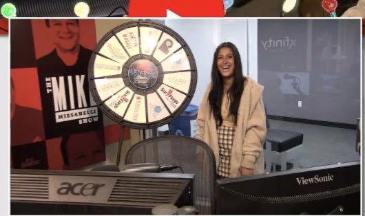 Haleytsimon's tweet photo. Made my debut appearance on @975Middays I AM REAL !!! #holidaywheel https://t.co/O3Bj3KjpX2