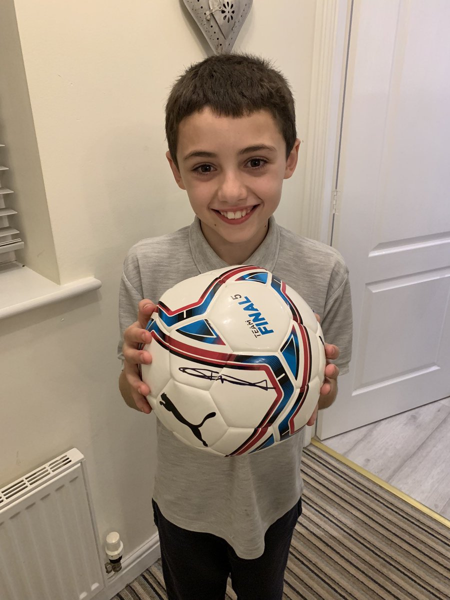 josimkins's tweet photo. @HarryMaguire93 thank you for the signed ball Harry. You have made his year ⚽️ very kind of you. X https://t.co/keNNFMrmxo