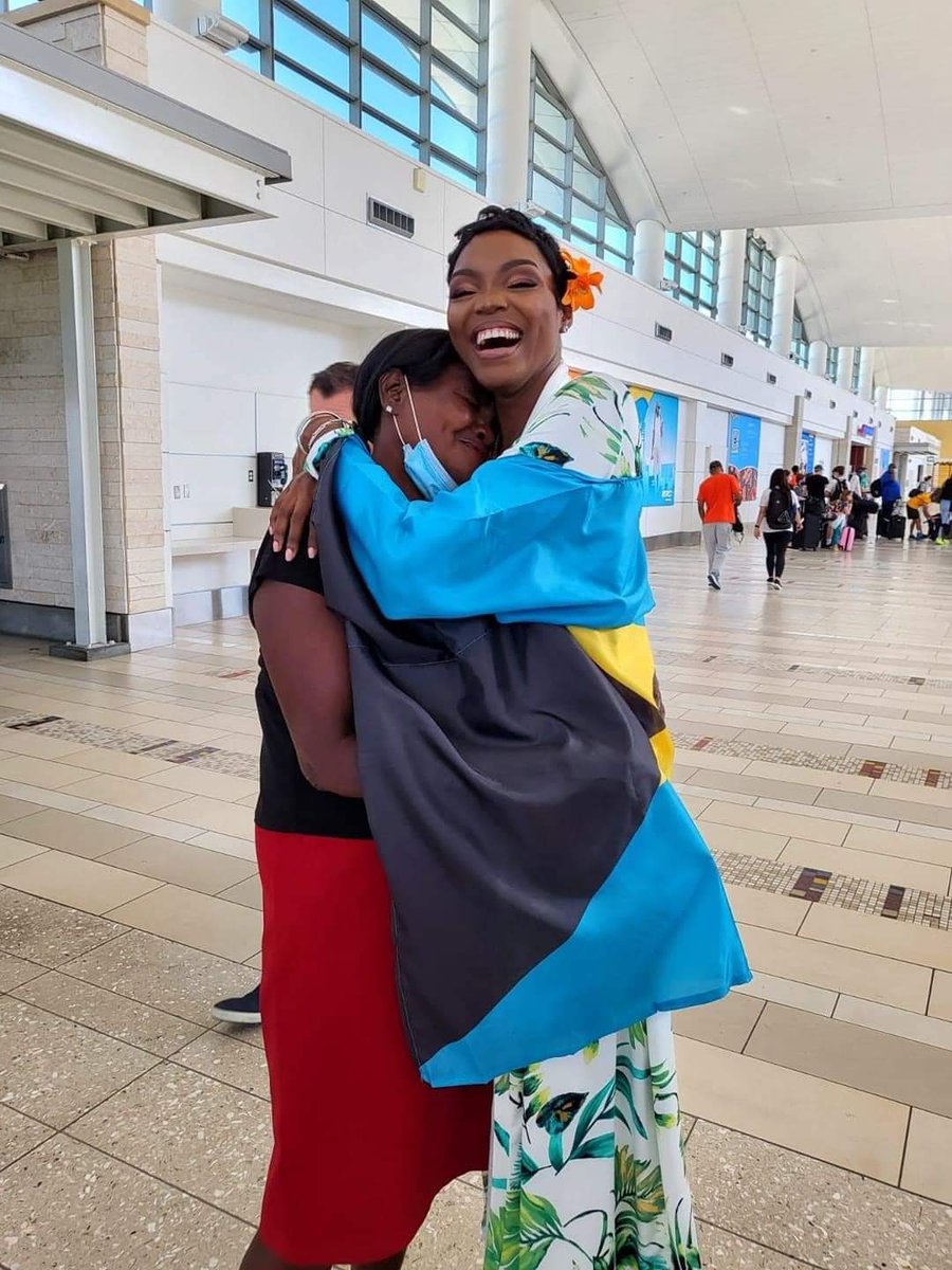 ZNSDigital's tweet photo. Miss Bahamas Universe Ms. Chantel O'Brian arrives in country today after placing in the top 10 in the Miss Universe international pagent.

Continue to follow ZNS on social media for updates updates tune in to The Bahamas Tonight at 7pm for more on this story. https://t.co/MLC7cnS29m