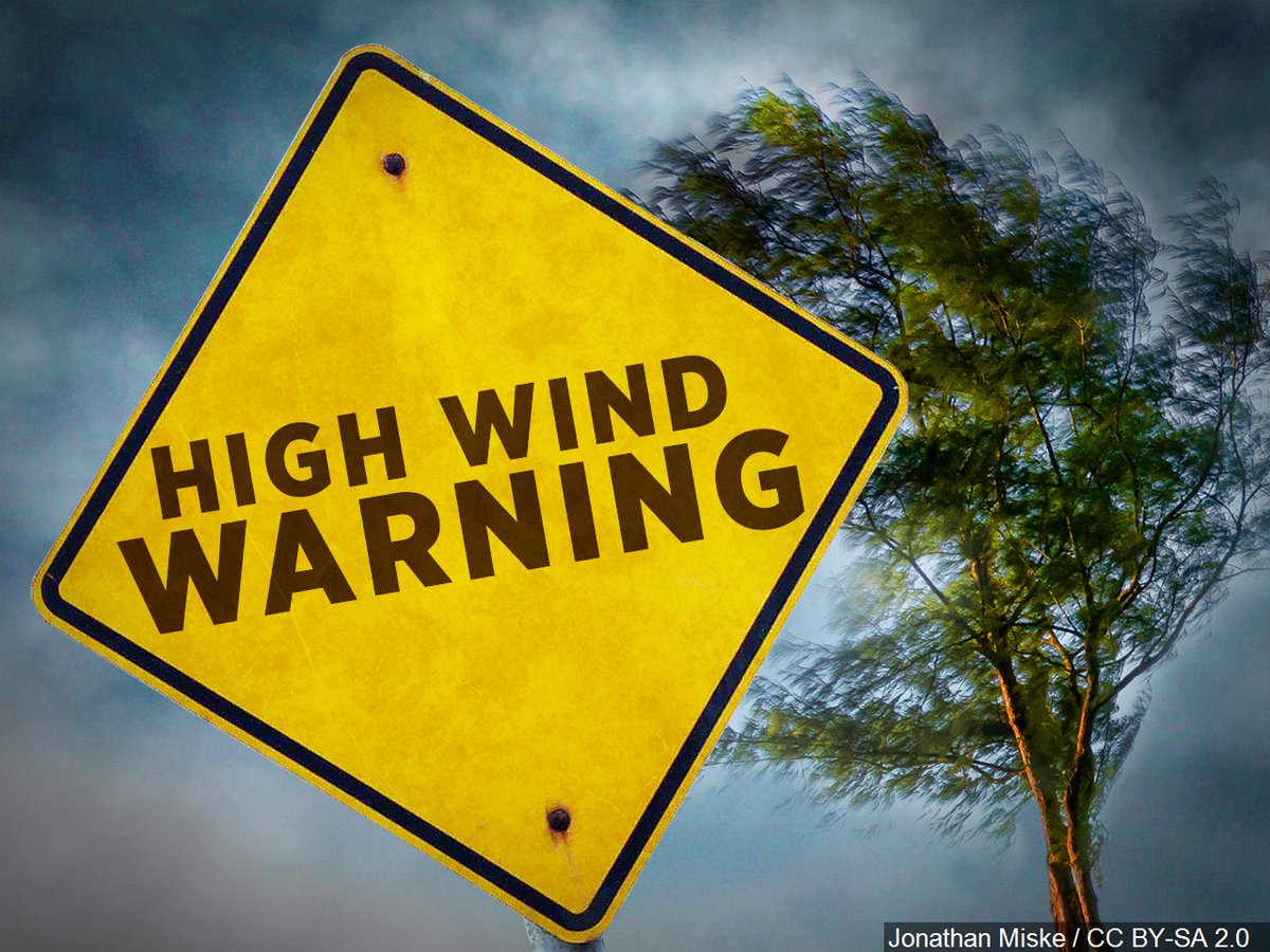 Lacrossepolice's tweet photo. LCPD wants you to be aware and stay safe; High Wind Warning! The National Weather Service (NWS) has issued a High Wind Warning for our area from 6pm this evening through 6am Thursday morning. For more information, please visit; https://t.co/RxvkkEjiBl #206 https://t.co/tZe0mQJCuL