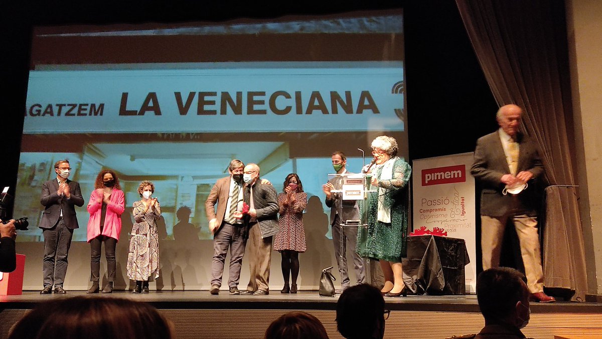 fdgcm's tweet photo. Gracias @pimemdigital x la invitación a vuestra entrega de #PremisPIMEM y por estar al lado de nuestros emprendedores.
Enhorabuena a la emblemática #MerceriaLaVeneciana y al resto de ganadores porque son auténticos héroes de esta crisis y serán protagonistas de la recuperación👏 https://t.co/uqGqIFjKUm