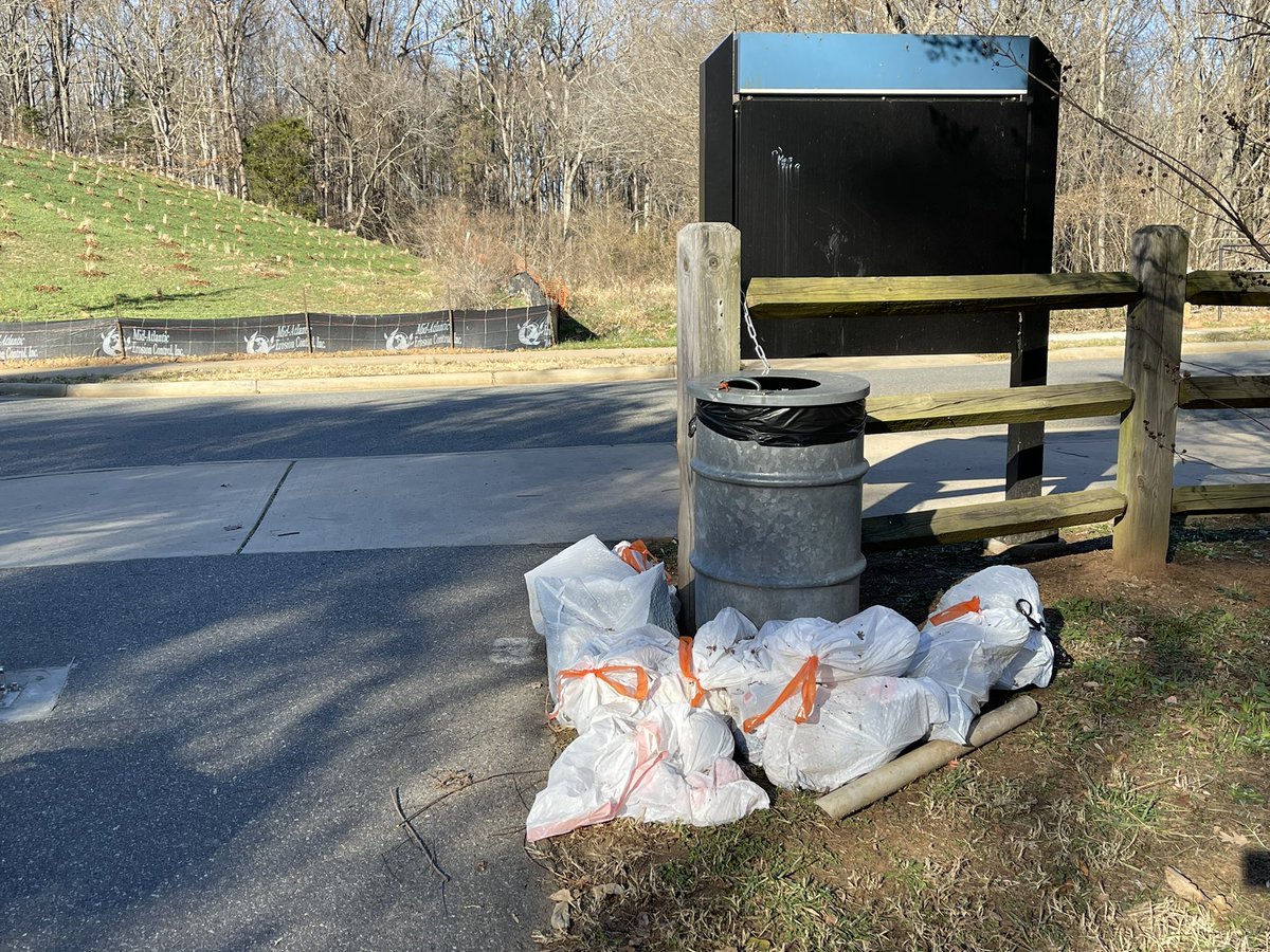 devin_chidester's tweet photo. @HuntersvilleGOV @MeckCounty what is up with the garbage at entrance of Torrence Creek Greenway off Rosedale Meadows Lane?  This trash has been here for a while.  It smells and is attracting wildlife. https://t.co/2eB0lifukr