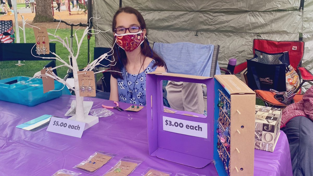 They’re back! Our ever popular Holiday Kids Market returns this Saturday, Dec. 18 from 9-2 at Esther Short Park. Skip the run-of-the-mill holiday shopping and support the next generation of farmers and makers at our final market of 2021! #vancouverfarmersmarket