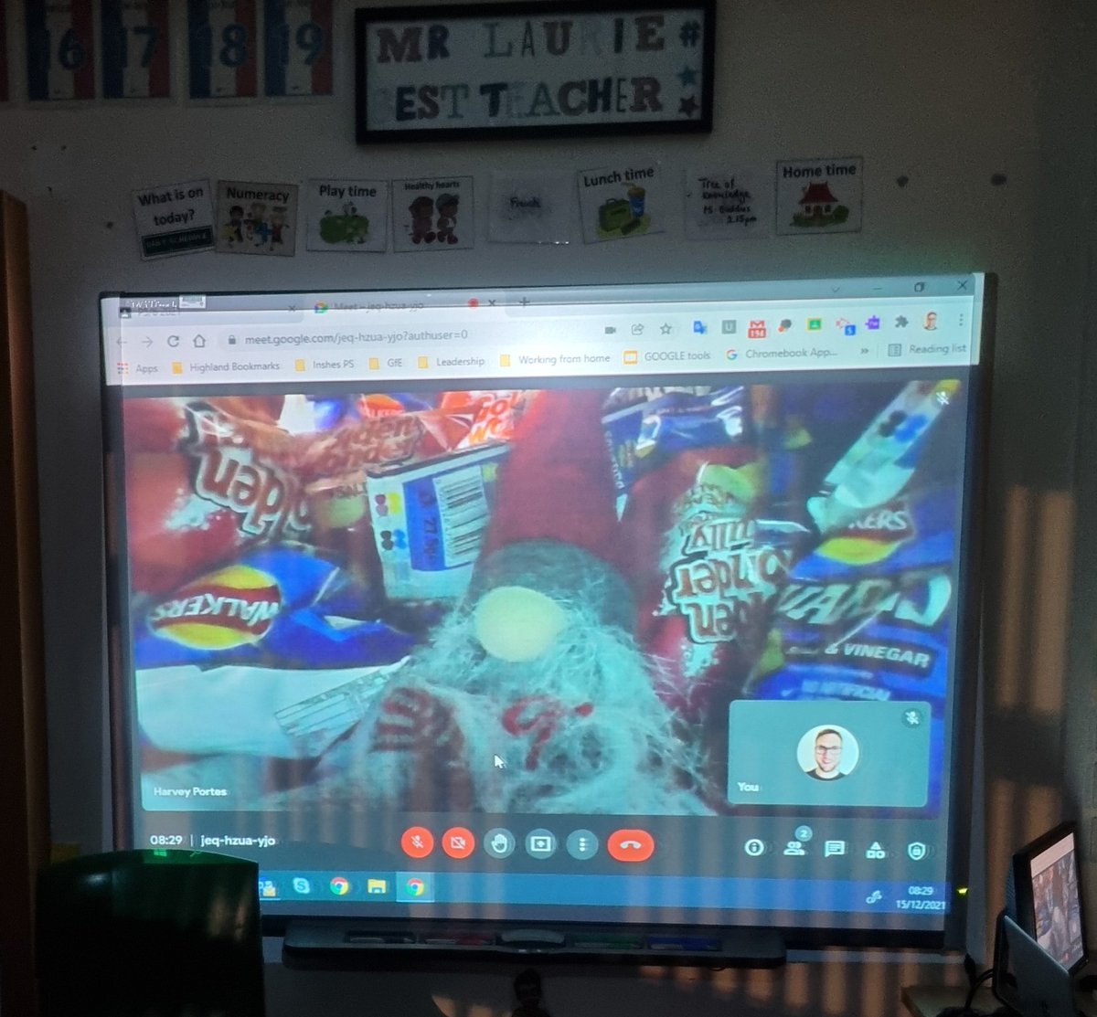 Mr Tavs Laurie tweet media