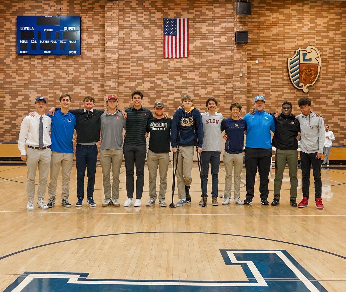 𝙇𝙤𝙮𝙤𝙡𝙖 𝙎𝙞𝙜𝙣𝙞𝙣𝙜 𝘿𝙖𝙮 • 12 of our senior student-athletes signed their National Letters of Intent this morning in front of family and friends at Leavey Gym.

Beyond proud of these Cubs for their accomplishments and can’t wait to cheer them on at the next level! #C4L