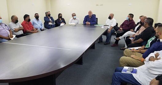 El alcalde de San Francisco, Gustavo Fernández, encabeza el primer directorio de su gestión, junto a todos los miembros de su gabinete. 

#SanFrancisco #AlcaldíaDeSanFrancisco #GobernamosParaElBien #Zulia #Venezuela