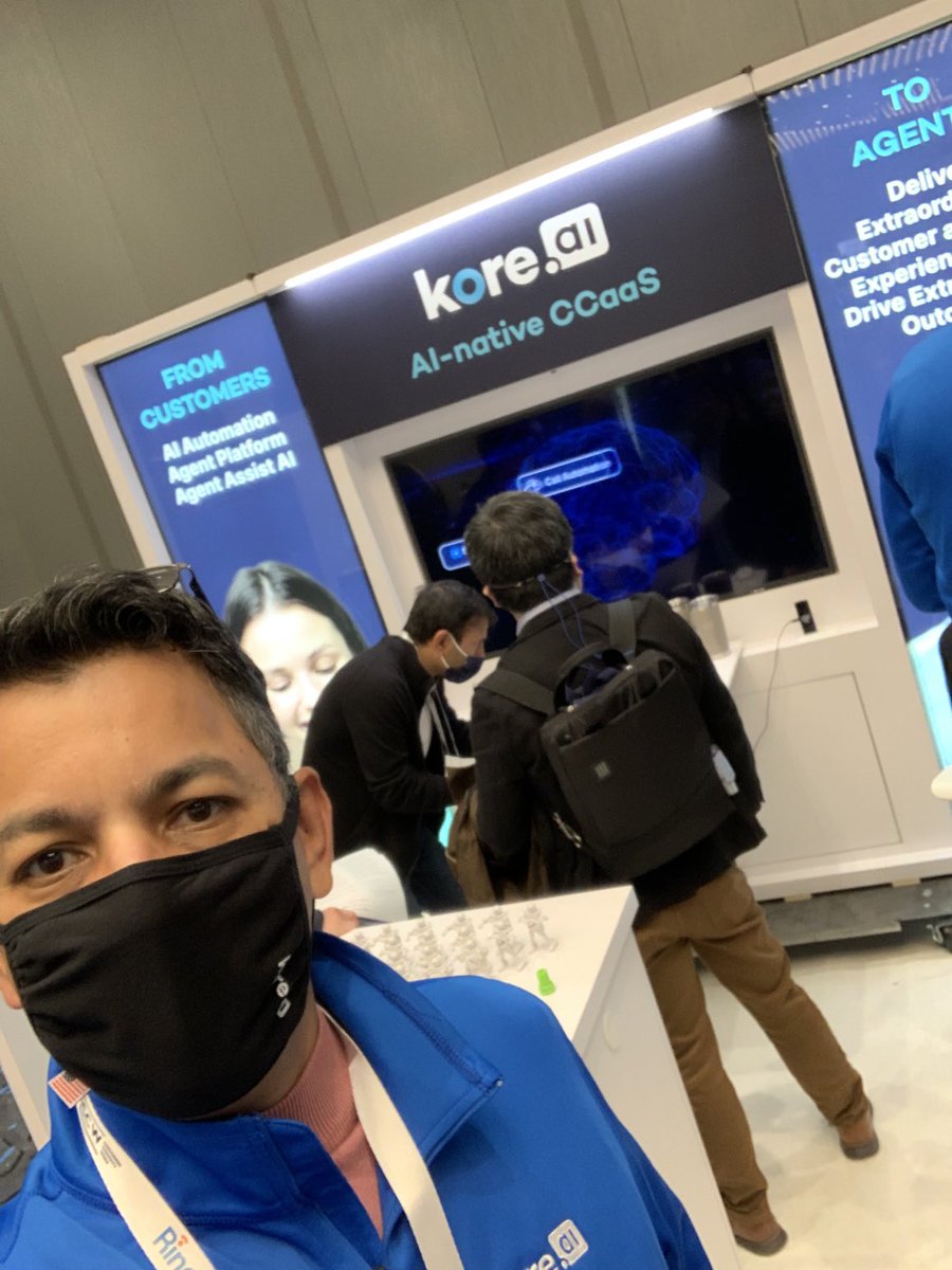5Tacos's tweet photo. The @koredotai team letting me run rampant at #ContactCenterWeek in #Vegas https://t.co/dwD6UUEVE2