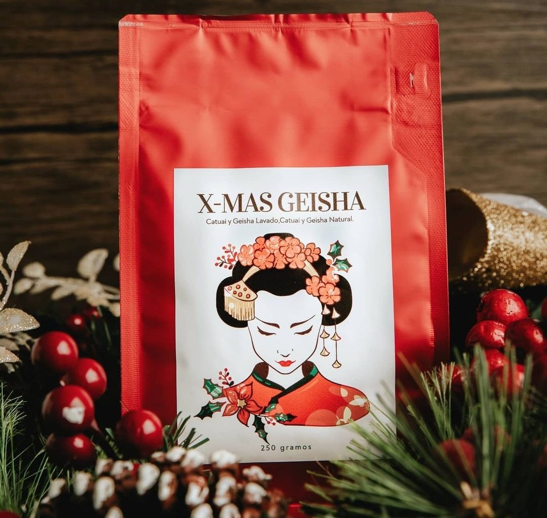 250g de Navidad 🎅
X-Mas Geisha

Café de la Finca @abucoffeepanama

☕Catuai y Geisha Lavado, Catuai y Geisha Natural. 

$25 la bolsa