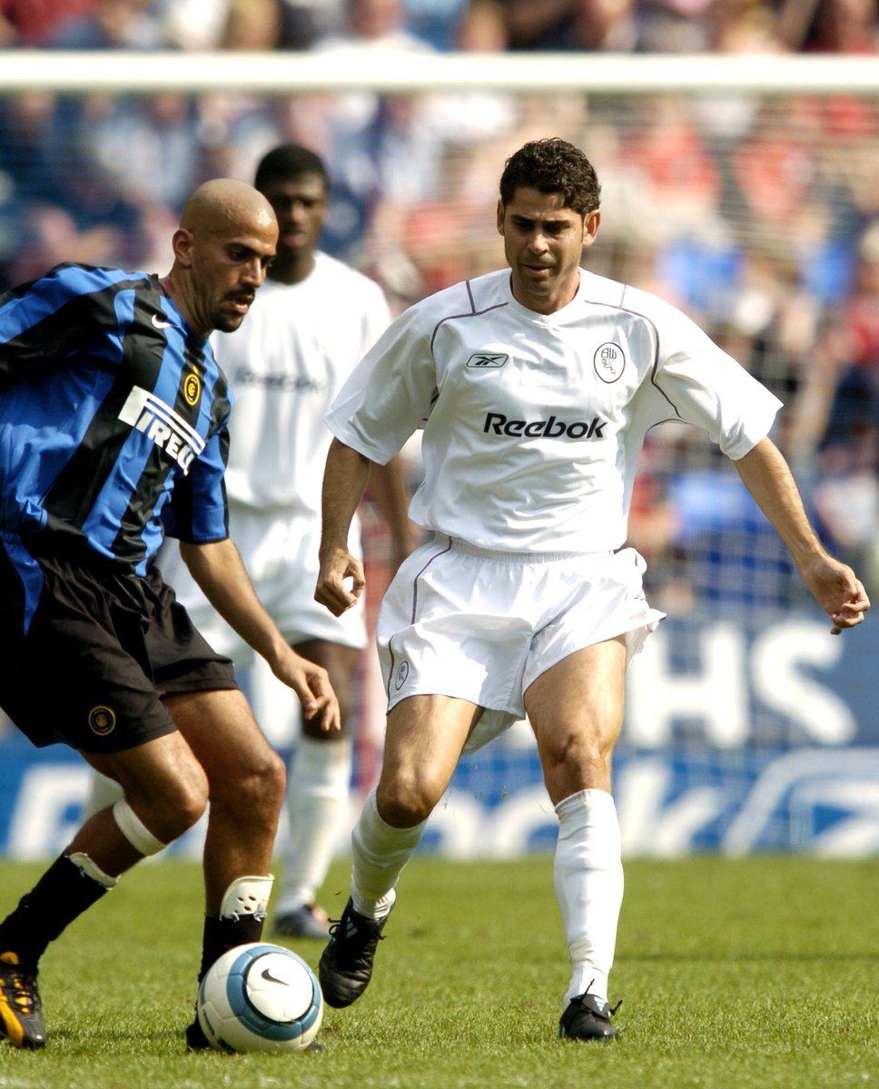 classicshirts's tweet photo. What a photo.

Inter vs Bolton. 2004. At the Reebok. Veron. Hierro. That crazy Bolton team. That iconic ball. https://t.co/GR5nibTKR3
