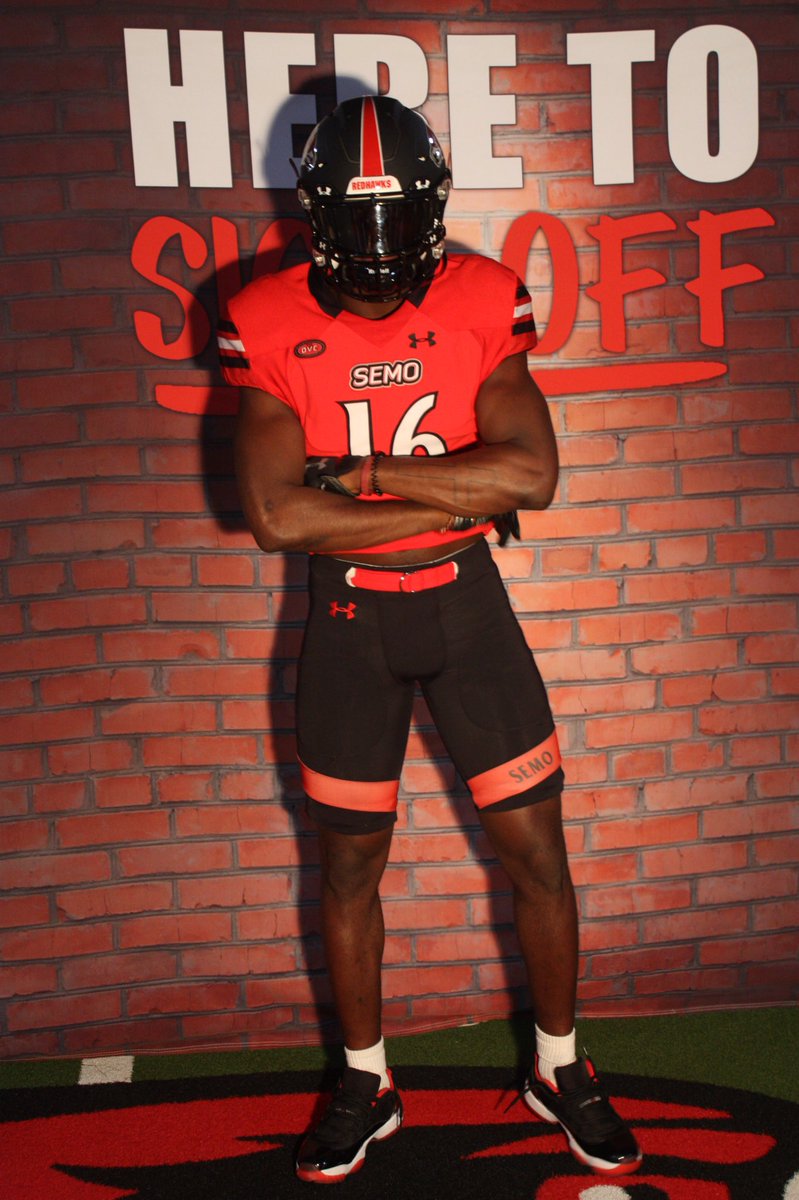 damorieavick's tweet photo. Committed🔴⚫️🦅 @SEMOfootball https://t.co/6tUuB6YA6h