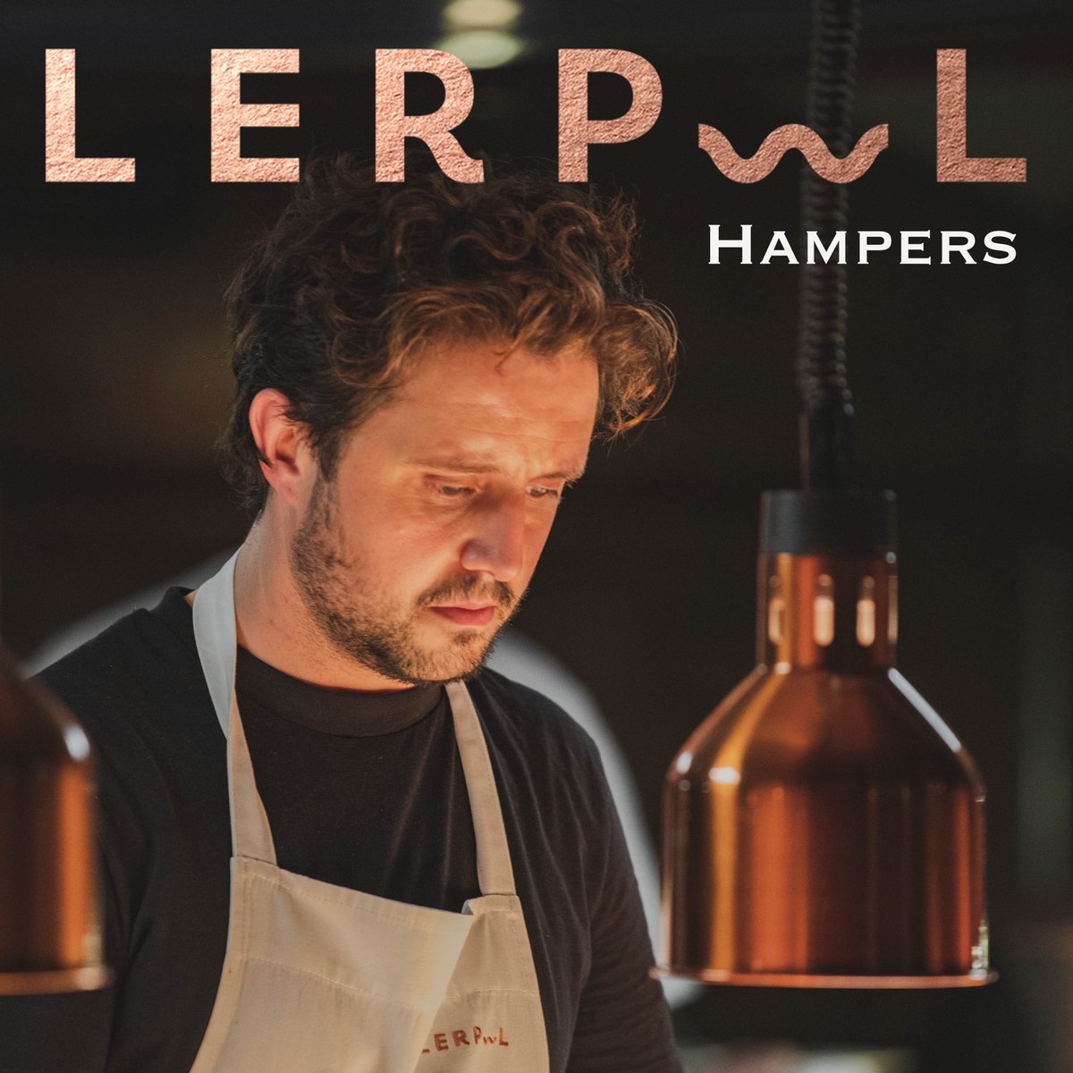 Conwyvineyard's tweet photo. You can now buy Lerpwl Hampers from our website featuring an array of Anglesey and North Wales producers. @AngleseyRum @BragdyMona @JaspelsCider  @cawsrhydydelyn @castellgwyn @CondessaLiqueur @Halen_Mon @dragonroastery @Toffoc #buylocal https://t.co/OjrSQpqKnF