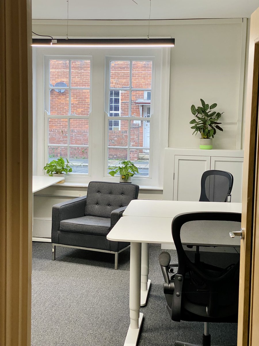PropellerExm's tweet image. 🍾 Wahoo! Our final office is up, running and available to rent 🎉

➡️ If you or anyone you know in the tech or creative industries that’s looking for a 5 person office in our vibrant friendly tech / creative community of 40+ people in #Exmouth get in touch!
