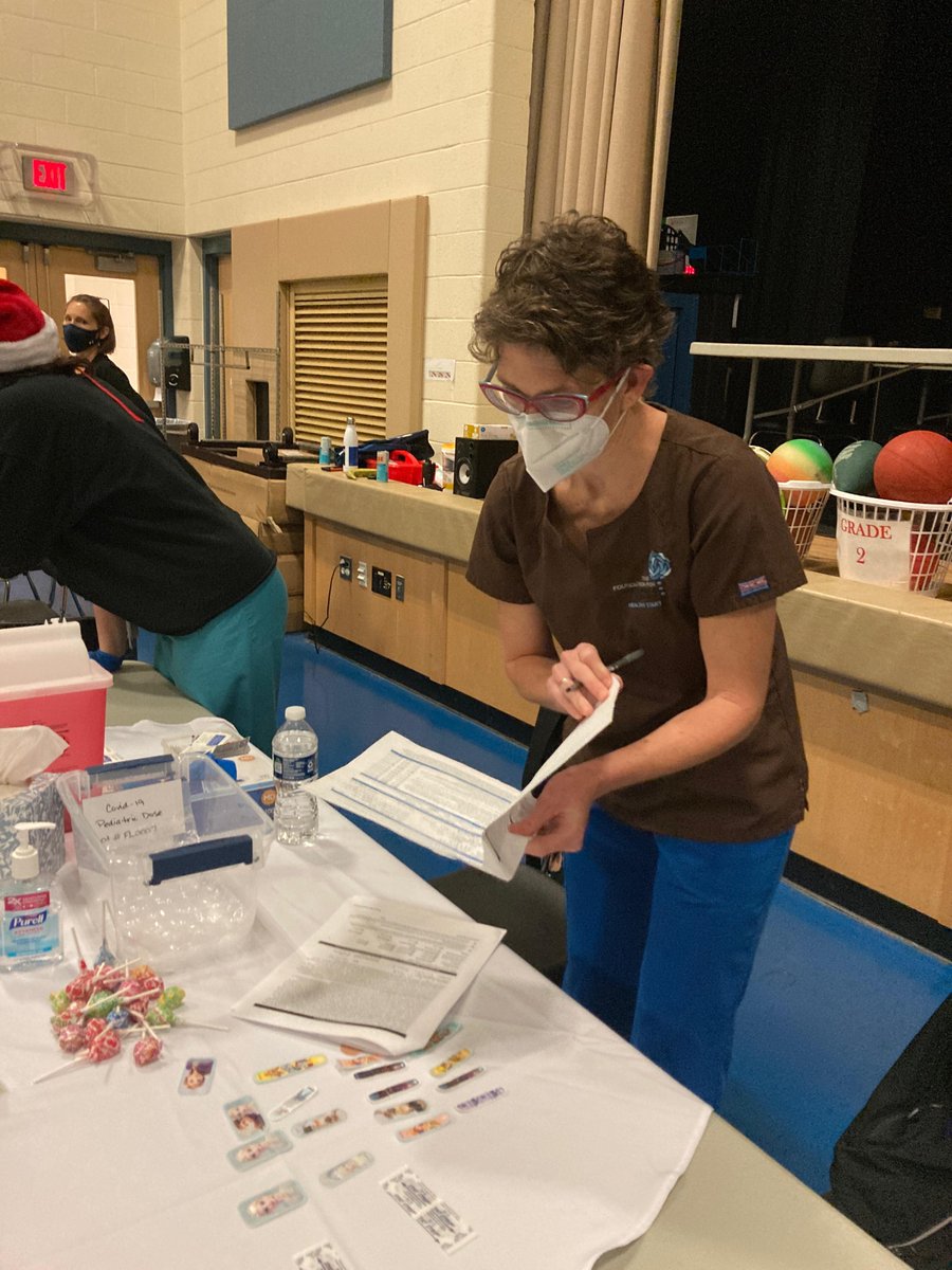 HCSdv's tweet image. It's always a great time volunteering at Every Child Counts' @eccinc2021 pediatric COVID vaccine clinics! #EveryChildCounts #BecauseWeCare #COVIDVaccine