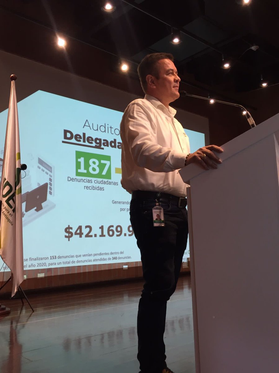 ZapataPimienta's tweet photo. Hoy en nuestra rendición de cuentas de la Contraloria General de Antioquia, presentamos la gestión fiscal realizada para la vigencia 2021 en cabeza de la señora Contralora Elsa Yasmín Gonzalez Vega. Estamos trabajando por el bienestar de todos los Antioqueños. https://t.co/TuZzf79QLe