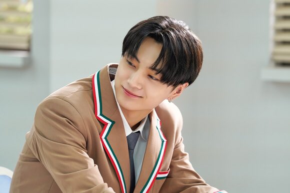 ENHYPENBRTeam's tweet photo. Retweet for #JAY 's brand reputation.

#제이 #엔하이픈_제이 #ENHYPEN_JAY @ENHYPEN @ENHYPEN_members 

🐈‍⬛🌽 https://t.co/WsCt3f925s