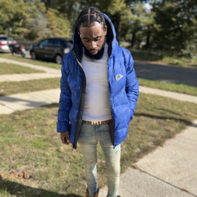 LBRob1's tweet photo. #NewProfilePic https://t.co/bvDJyl77fp