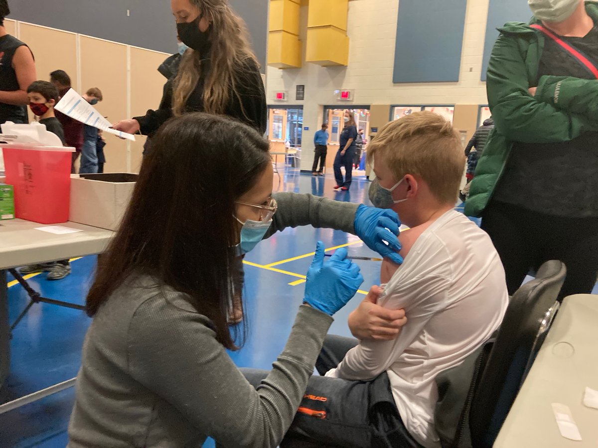 HCSdv's tweet image. It's always a great time volunteering at Every Child Counts' @eccinc2021 pediatric COVID vaccine clinics! #EveryChildCounts #BecauseWeCare #COVIDVaccine