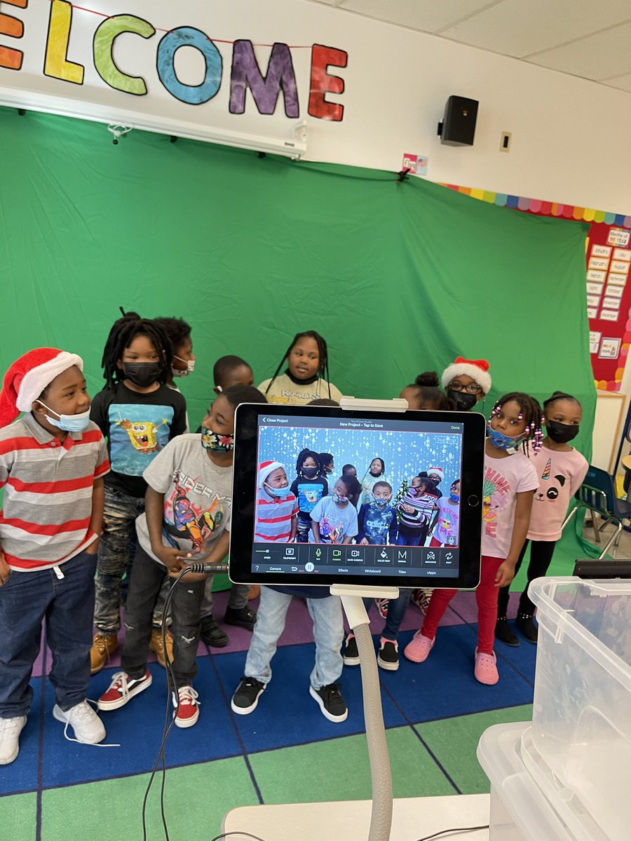 Kristy Taxson tweet media