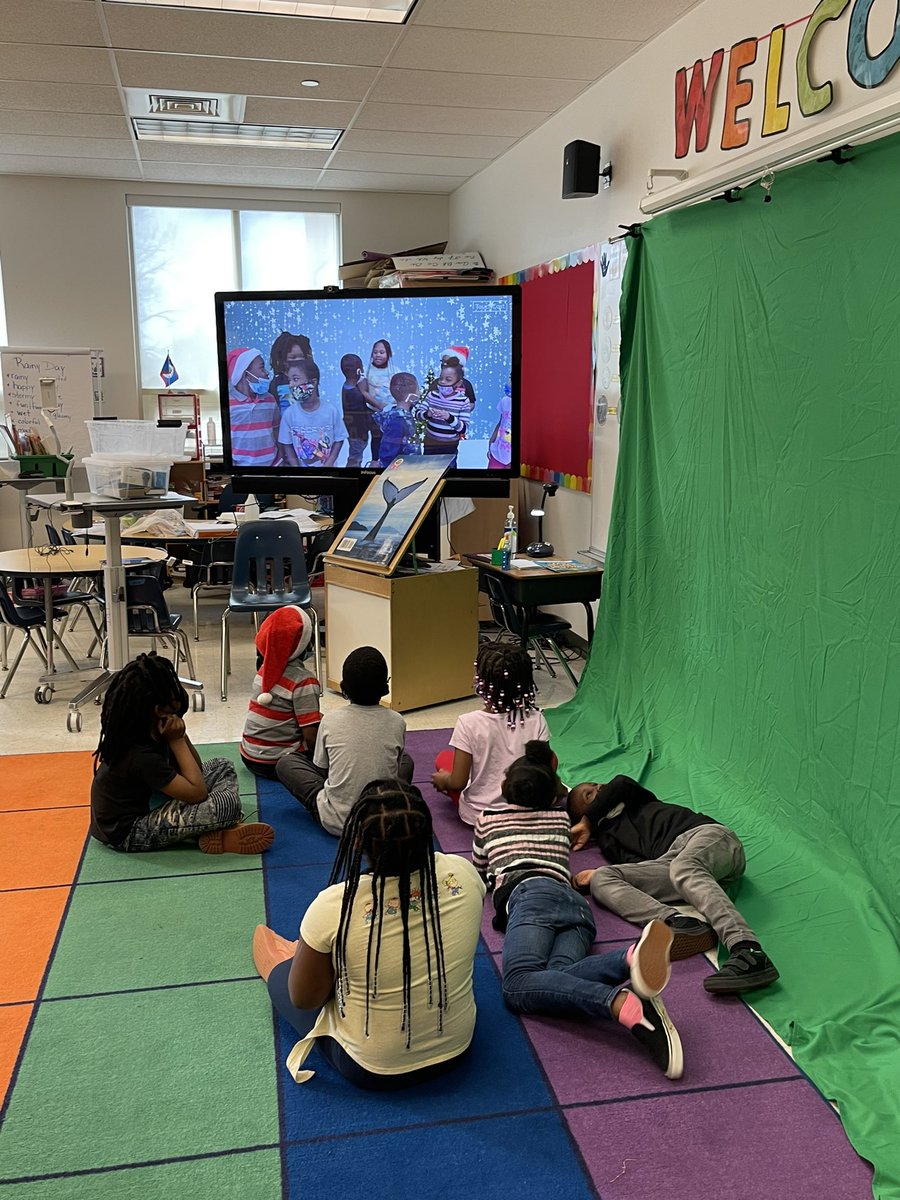 Kristy Taxson tweet media