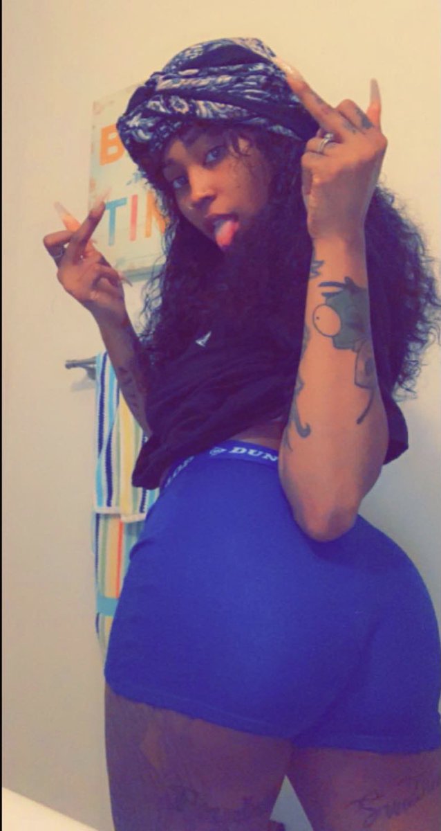 blvhzzy's tweet photo. Just wanted to let y’all know I’m still alive lol https://t.co/um1GLSaCZJ
