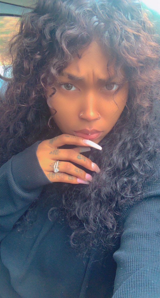 blvhzzy's tweet photo. Just wanted to let y’all know I’m still alive lol https://t.co/um1GLSaCZJ