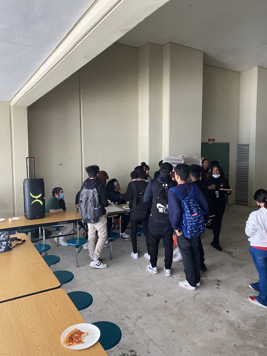 MsGurgan's tweet photo. Algebra and geometry students @MJSeniorHigh enjoying their cotton candy, pizza, and popcorn party for doing well on the MYA. #onourwayup #incentives #teamwork https://t.co/WJDNHqpabF