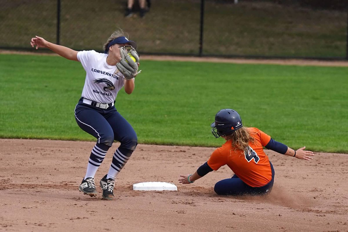 HopeCollegeSB's tweet photo. SPRINTING through finals week to the finish line of the semester!!! #yougotthis #finishstrong #breakisnear #sleepiscoming #bestrongbetrue https://t.co/euvosd485j