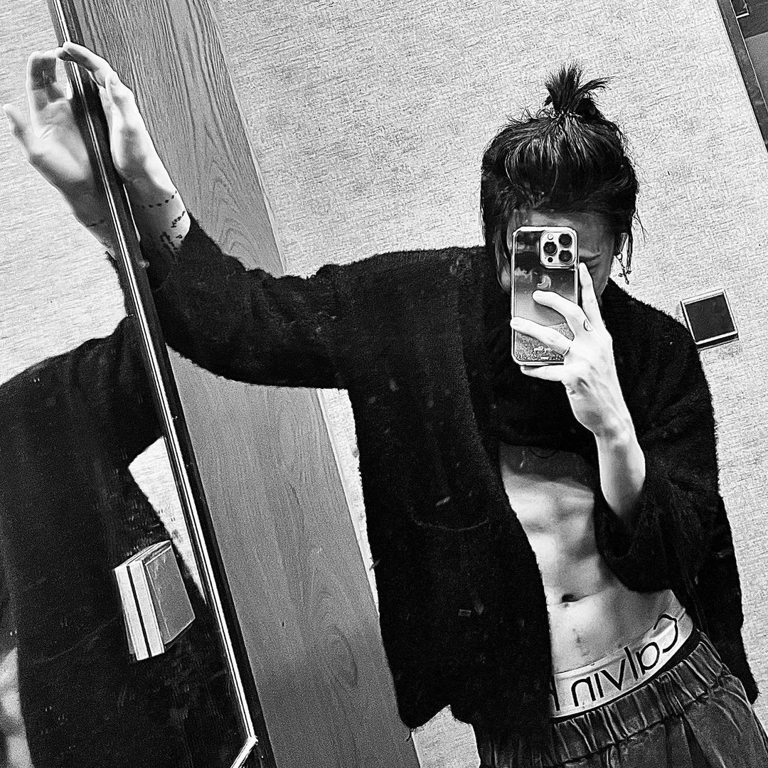 stormnadefd's tweet photo. 𝐈𝐍𝐒𝐓𝐀𝐆𝐑𝐀𝐌
@.stormnado
     ³ᵐⁱⁿ ᵃᵍᵒ

Ici ça s'pèle les miches, mais j'sais comment m'réchauffer.
Un p'tit verre d'eau pour s'entretenir entre chaque gorgée histoire de garder fort la pêche. https://t.co/gdKD1TXr9g