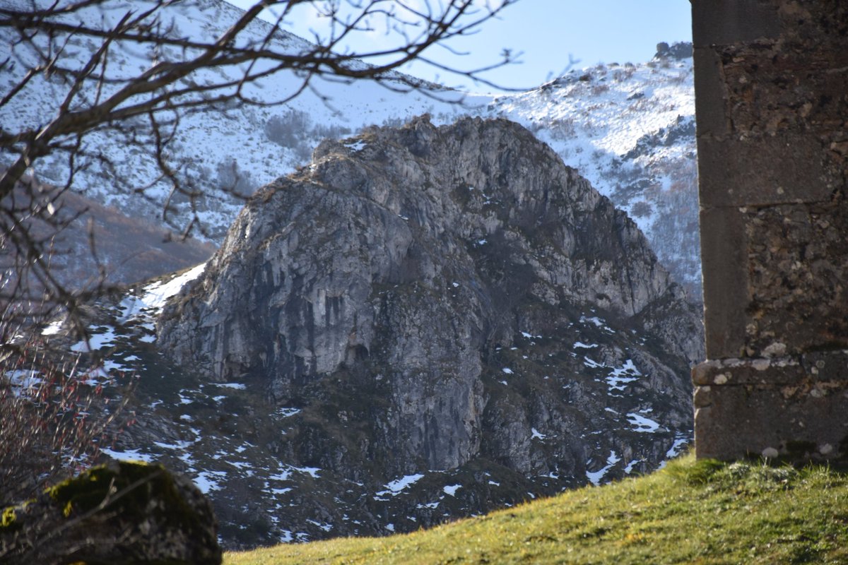 cuentocositass's tweet photo. Si alguna vez habéis pensado que "estar en Babia" es algo malo, todo lo contrario... 🏔️🪨 https://t.co/ooAWCYeYTH