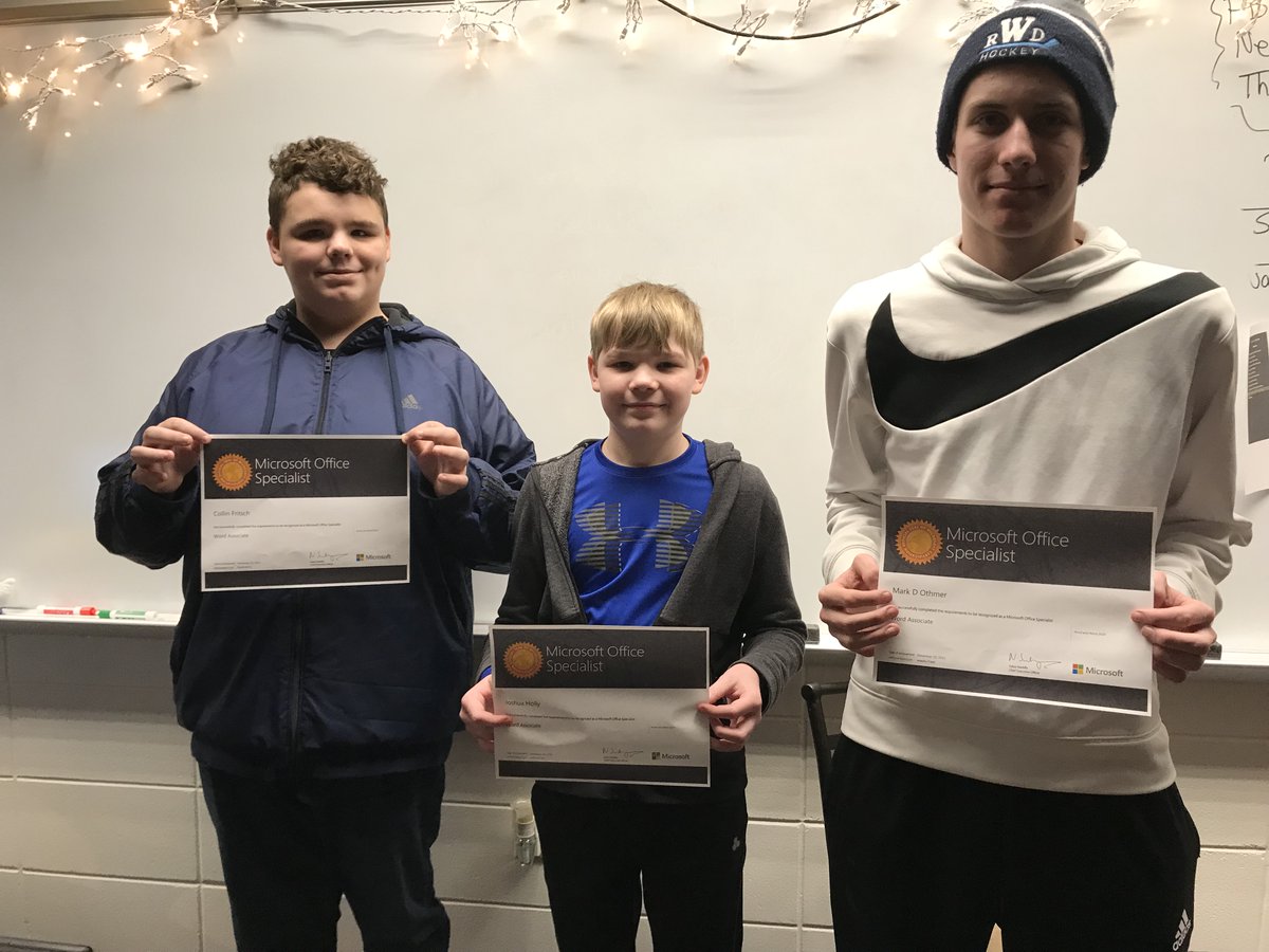 conniejump66's tweet photo. Congratulations to our first 3 Microsoft Word Certification recipients Collin Fritsch, Josh Holly and Mark Othmer. Way to go guys! #ReedsburgPride @RAHSburg https://t.co/ykMEjvjust