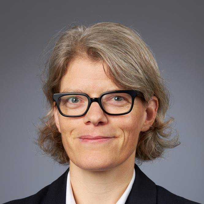 OUVascular's tweet photo. Reflecting on last week's amazing #GuestLecture featuring Dr. Luise Pernar, Asst. Prof. of Surgery at @The_BMC. She lectured our #VascularFellows on becoming excellent clinicians, teachers, and researchers...AKA a #TripleThreatSurgeon!๐ชShe's always welcome at @OUTulsa.๐ค https://t.co/b1NhVe6Wm6