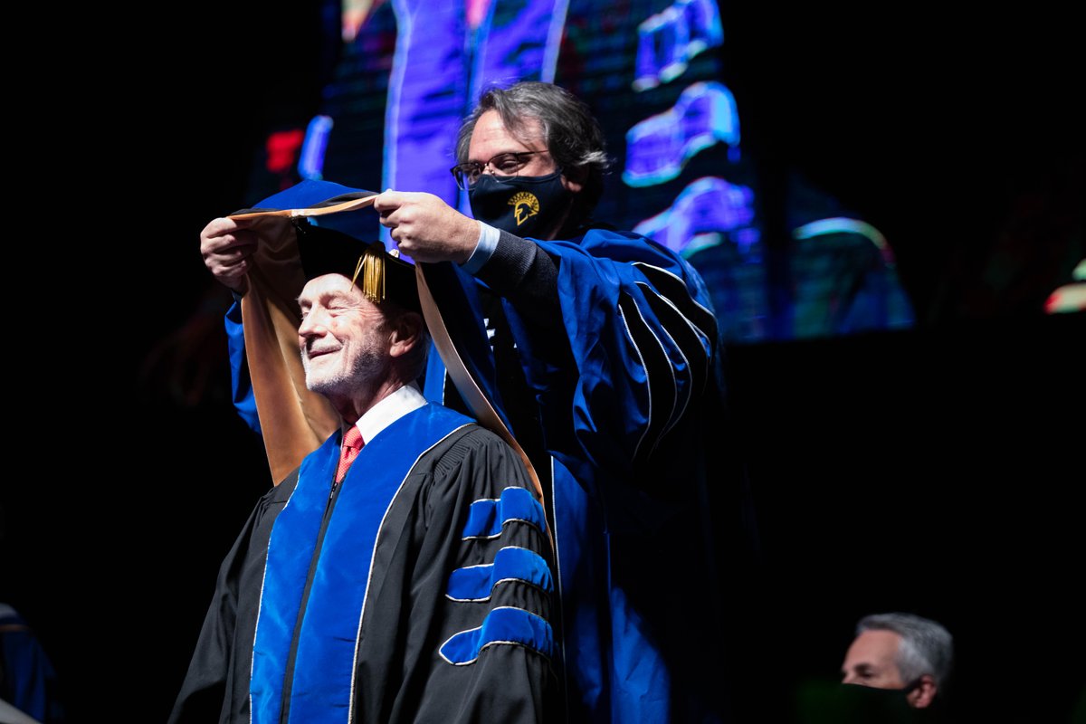 Nice work, @LucasCollege graduates! Today is a day you will remember for the rest of your lives. Bask in your achievement and celebrate with family, friends and classmates - you earned it. 

Well done! #SJSU21 <a href="/calstate/">The CSU</a> #SJSUAlumni