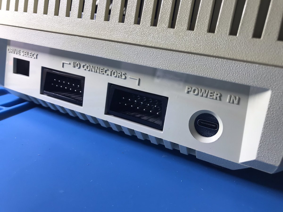 Peter Kmeť tweet media