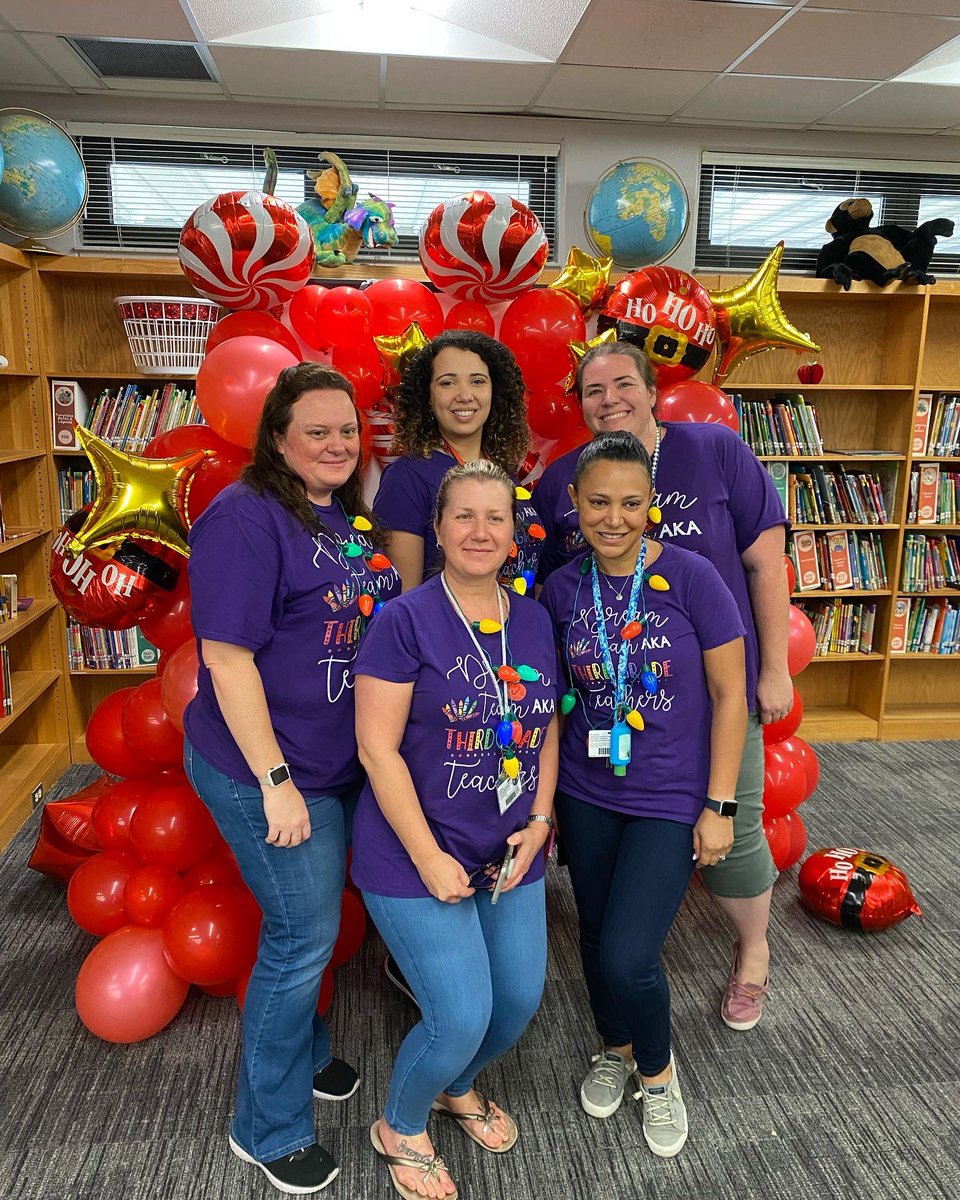 PHES faculty is getting in the holiday spirit this afternoon at AVID PLC. #phepandas #sdocgoodtogreat