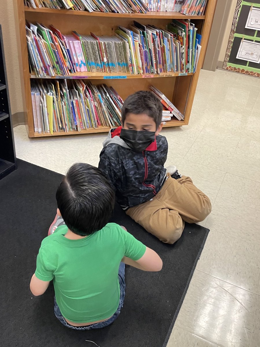greenwood_ana's tweet photo. Mrs. Molina’s class loves @KaganOnline 🤩🤩🤩 #MixPairShare #RallyRobin https://t.co/Vd4dRqveQX