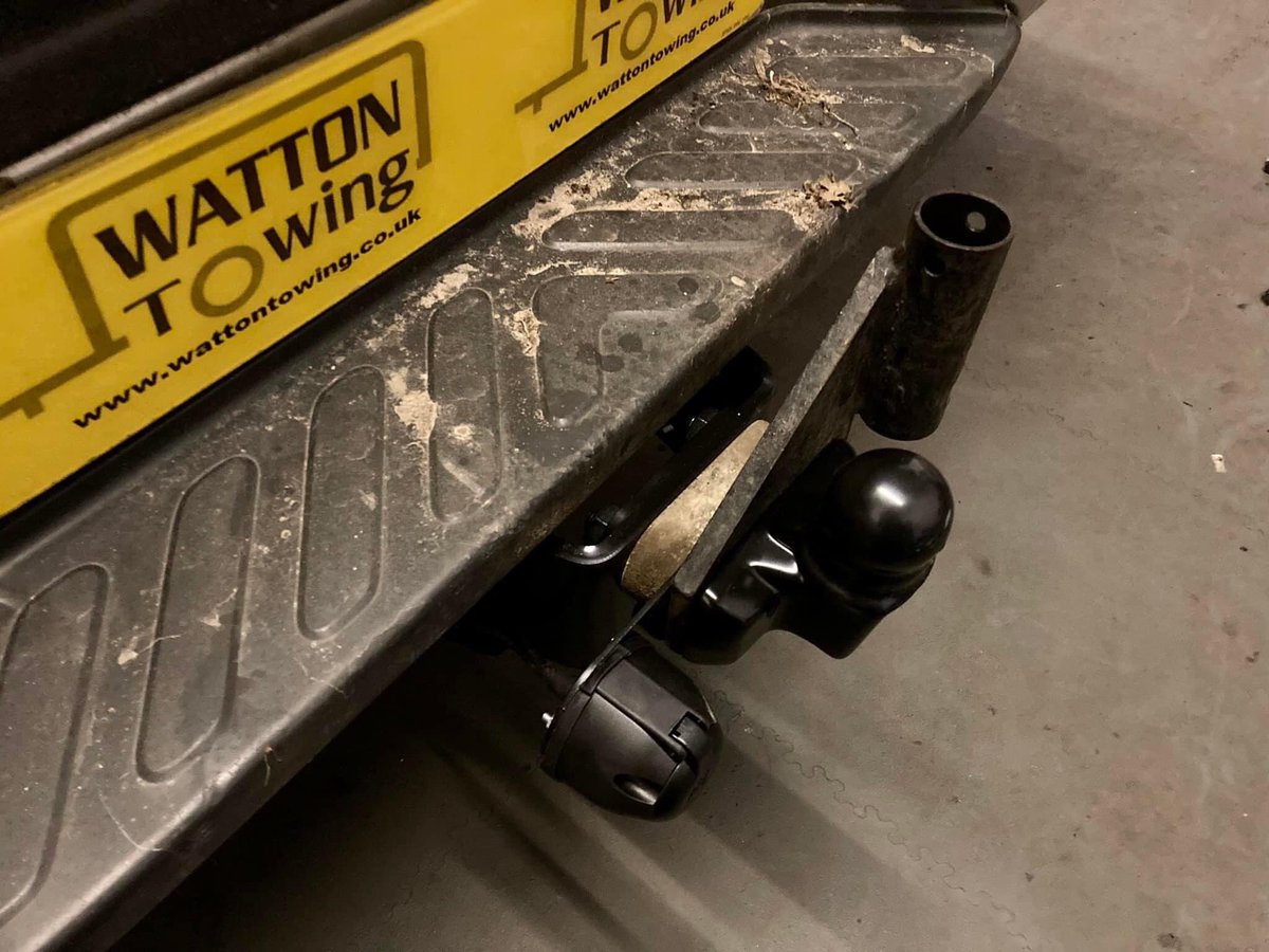 Watton Towing (@wattontowing) on Twitter photo 2012 Nissan Navara old damaged towbar removed & replaced with <a href="/TowTrustTowbars/">Tow Trust Towbars</a> fixed flange towbar 2012 Nissan Navara old damaged towbar removed & replaced with <a href="/TowTrustTowbars/">Tow Trust Towbars</a> fixed flange towbar