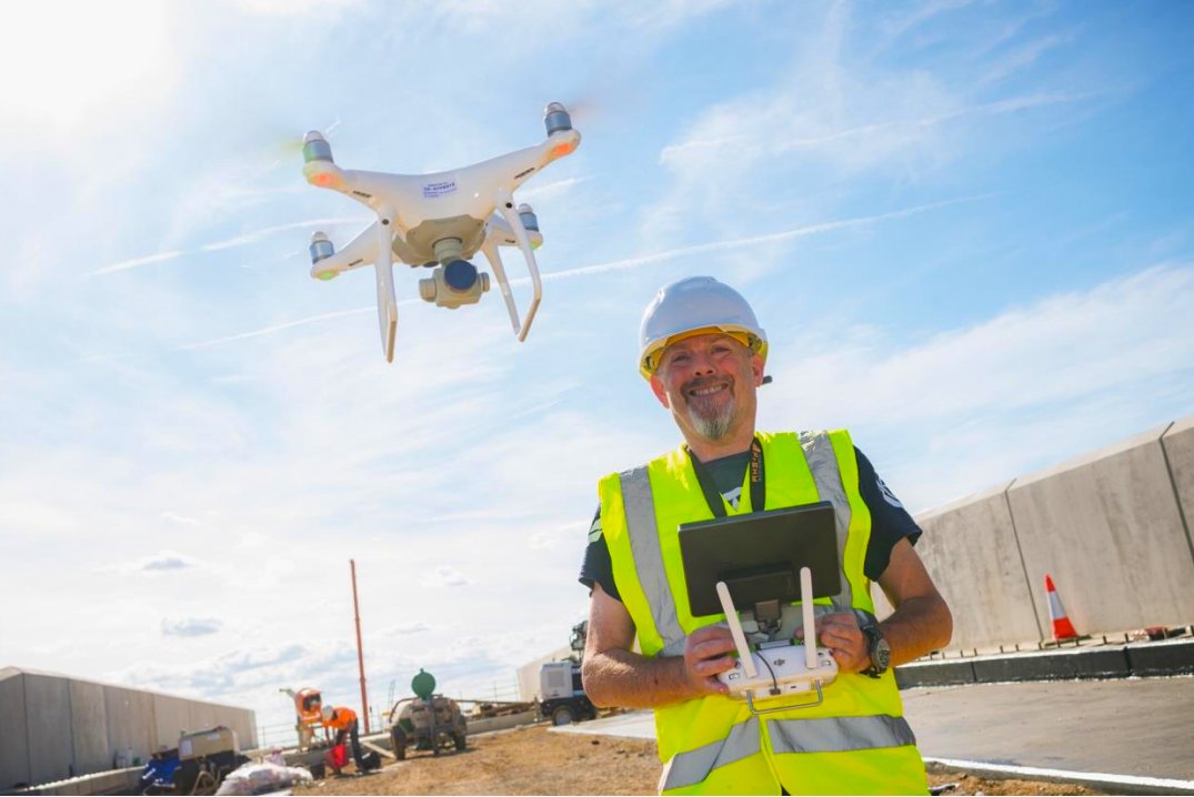 Kings Dyke Autumn 2021 Newsletter
A St Ives-based photographer has spoken of his pride in documenting the whole project from above, starting before the first spade had gone into the ground. cambridgeshire.gov.uk/asset-library/… <a href="/CambsCC/">Cambridgeshire County Council</a> #kingsdyke #constructionmonitoring #dronephotography